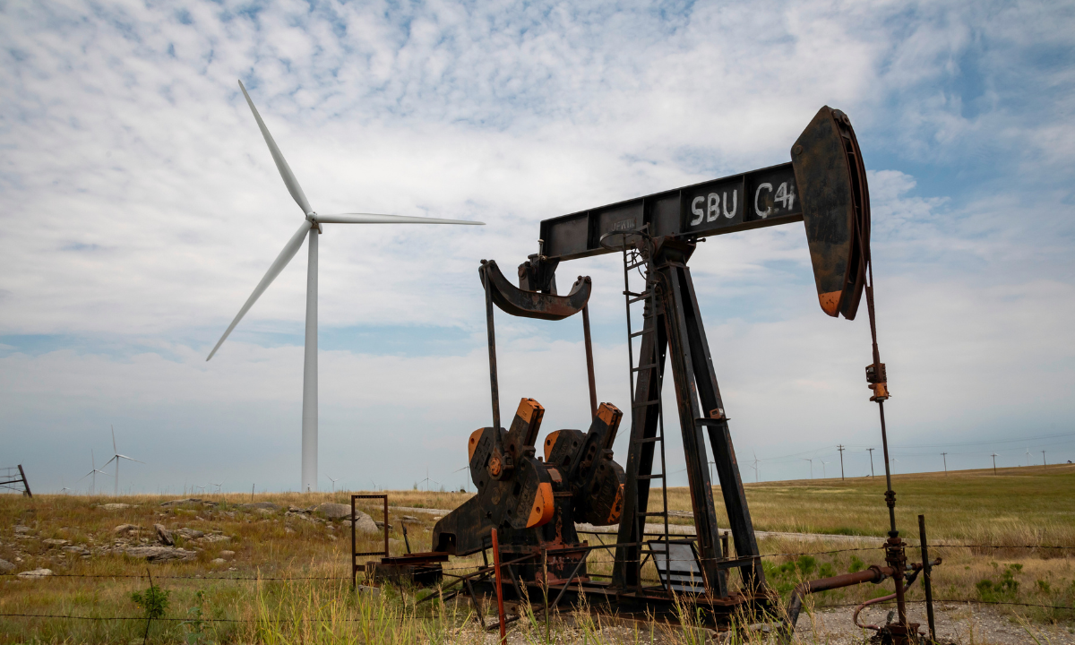 Óleo de palma cai mais de 3% enquanto o petróleo despenca após o cessar-fogo entre Estados Unidos e Irã