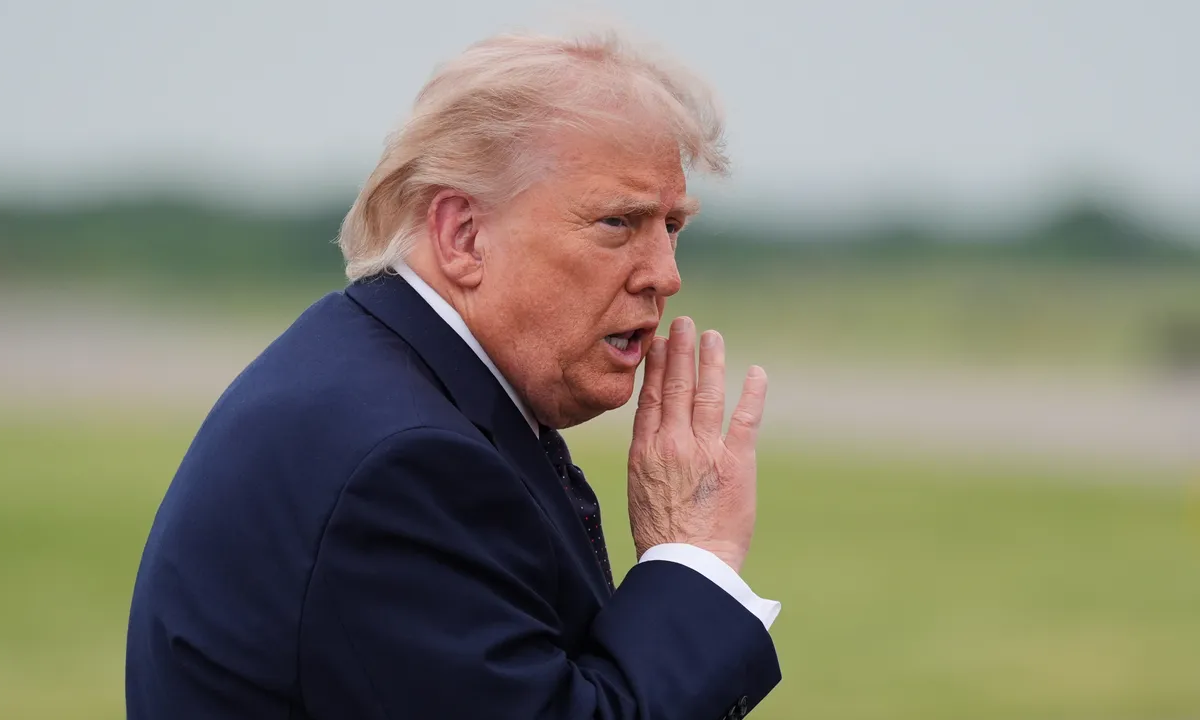 Trump rejeita pedágios no Estreito de Hormuz e promete obter urânio do Irã