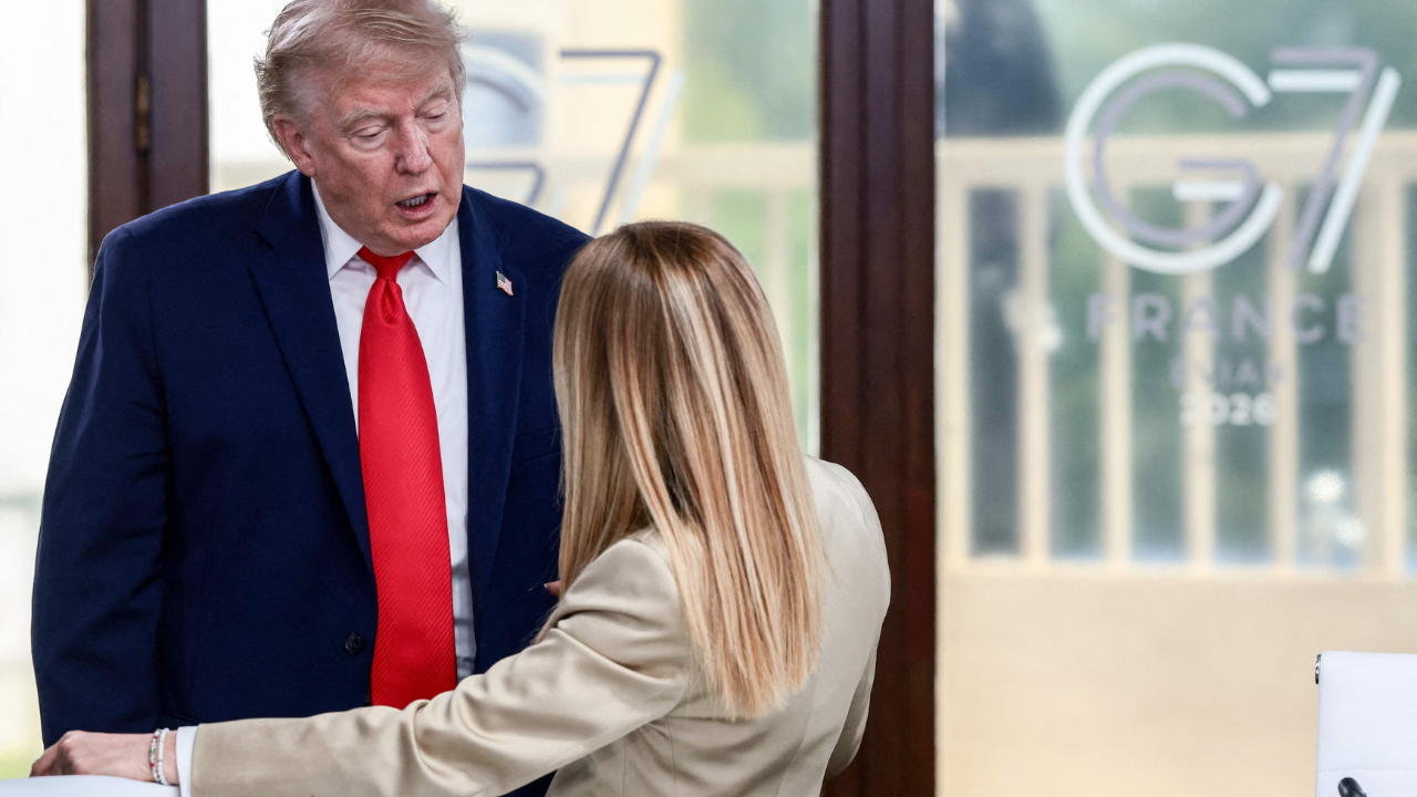 Trump afirma que os EUA obtiveram “mudança de regime” no Irã
