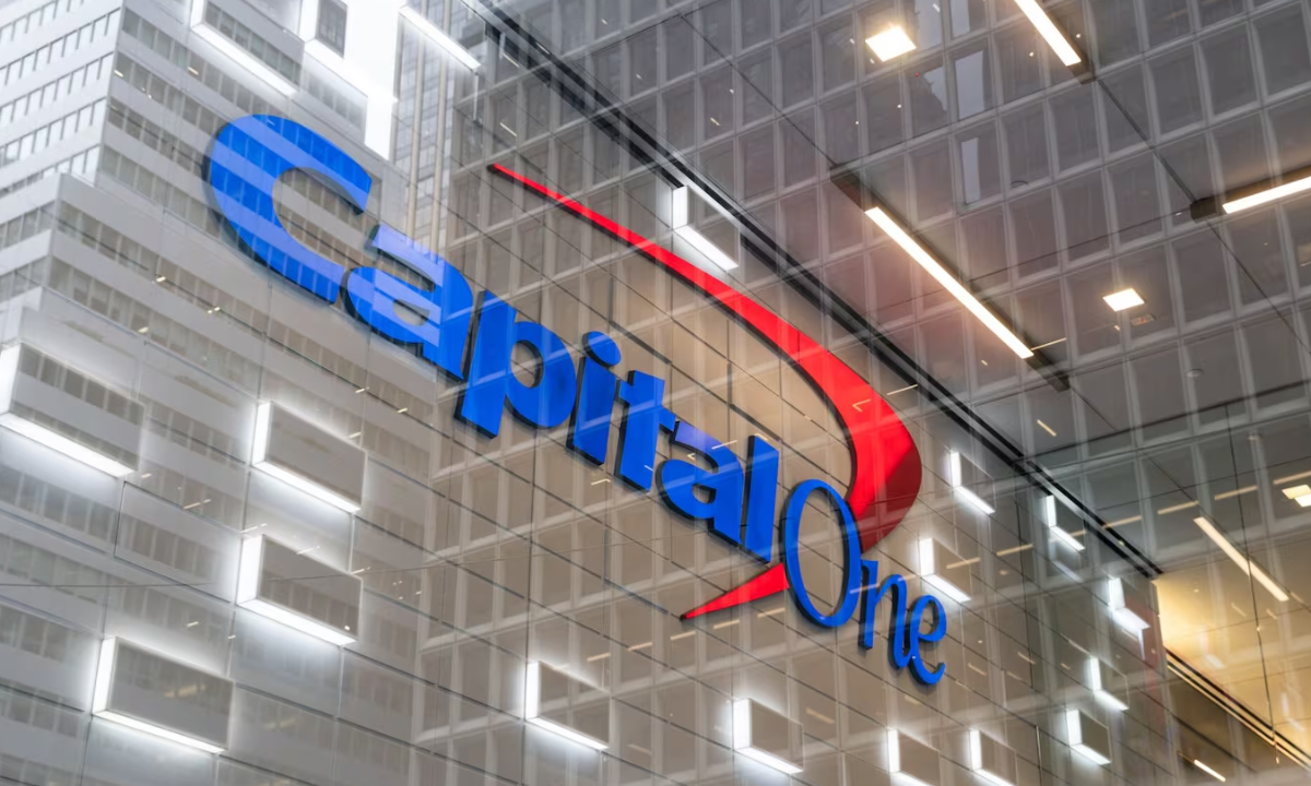 Capital One diz que fechou contas da Trump Organization após análise contra lavagem de dinheiro