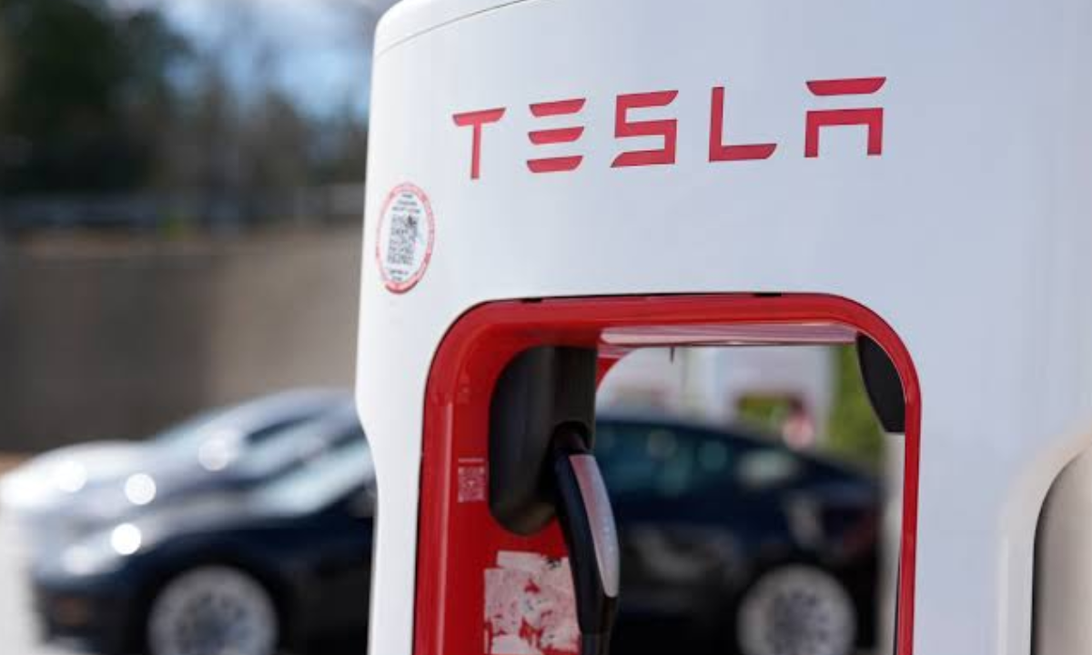 Tesla a 140 vezes o lucro esperado: cinco desafios para justificar sua avaliação