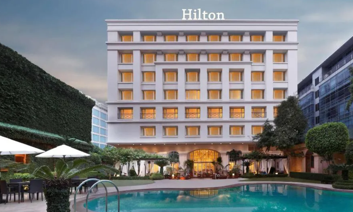 Hilton acelera expansão na Índia enquanto turismo doméstico redefine o mercado hoteleiro asiático