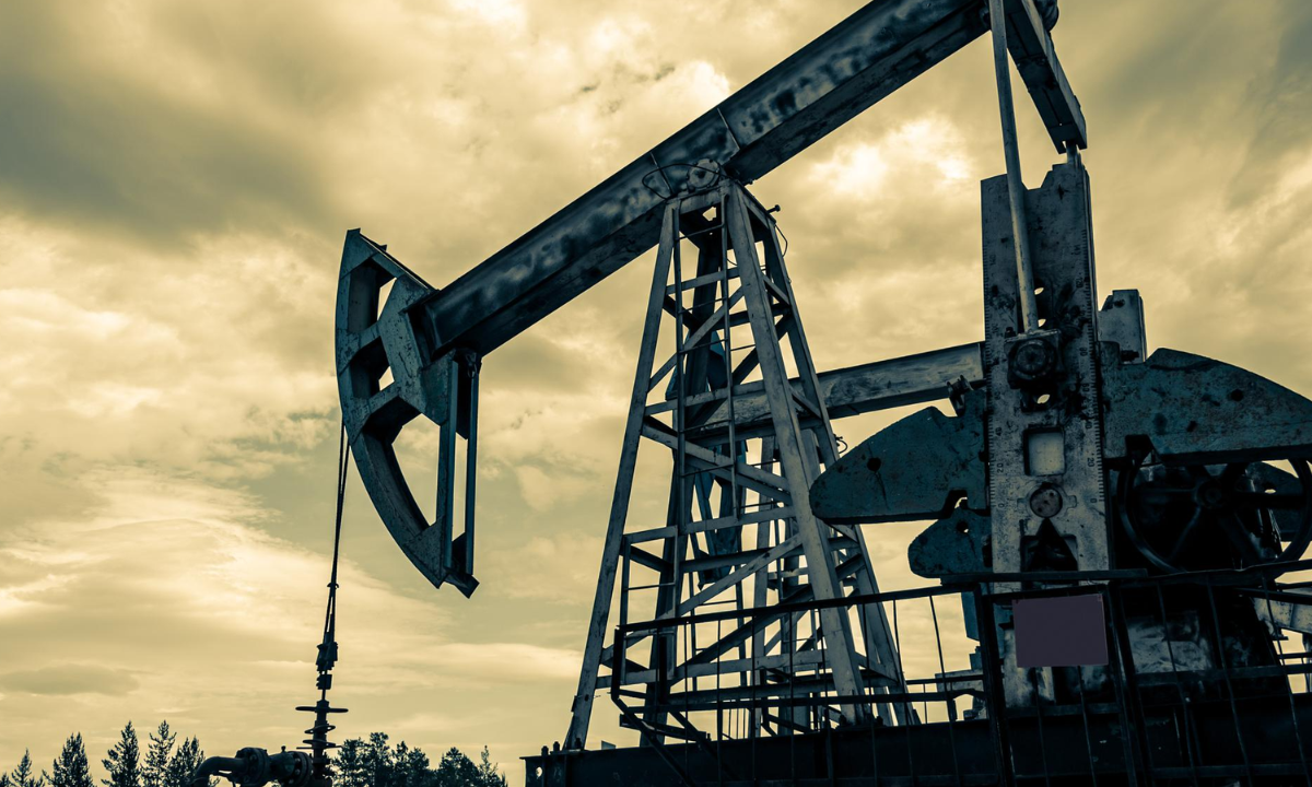 Petróleo cai enquanto Arábia Saudita reorganiza exportações após ataque ao East-West