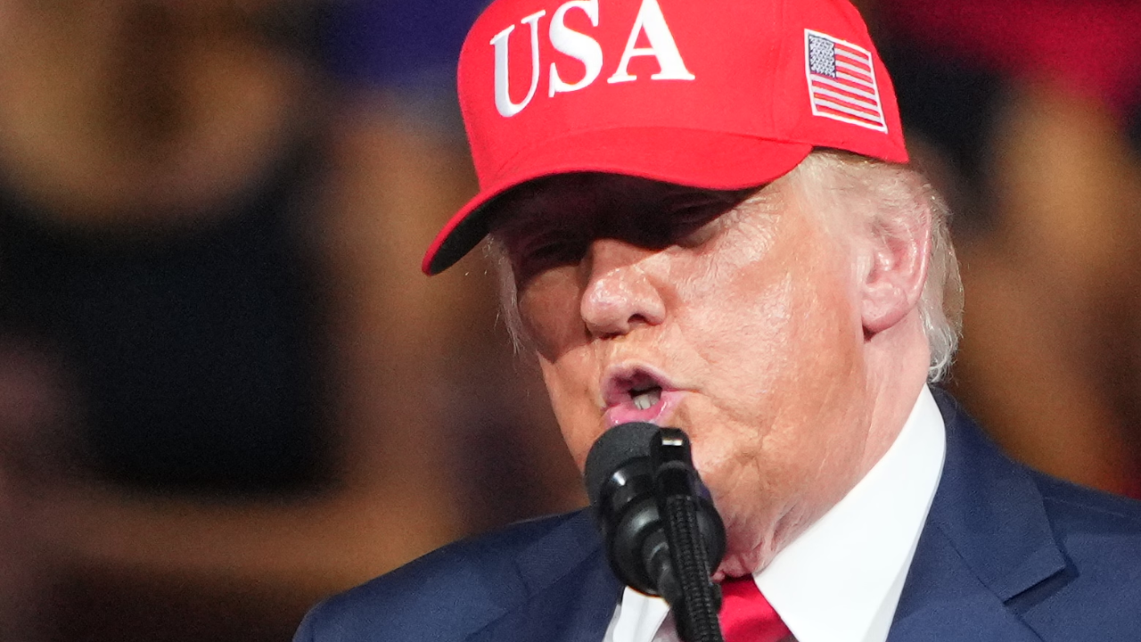  Canadá se aproxima da União Europeia enquanto Trump ameaça retaliar com novas tarifas