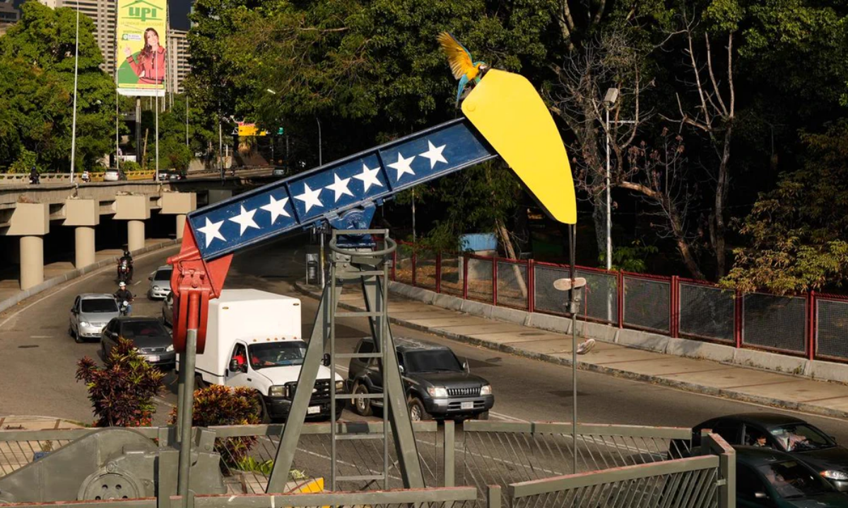 Acordo de 100 anos com a NABEP aproxima petróleo venezuelano da estratégia energética dos Estados Unidos