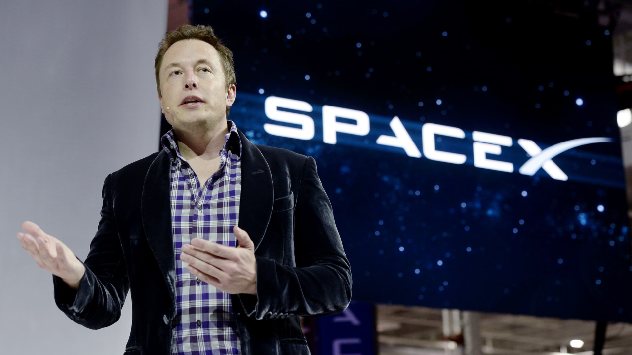  Elon Musk promete ações da SpaceX a crianças dos EUA, mas regras limitam vendas
