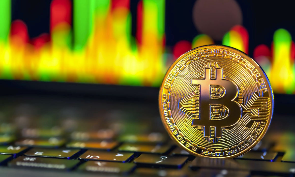 ETFs de Bitcoin perdem quase US$ 500 milhões enquanto BTC testa suporte